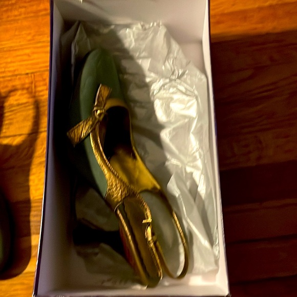 Vintage Enzo Angiolini Shoes for Women jade and gold slingbacks - Picture 8 of 10
